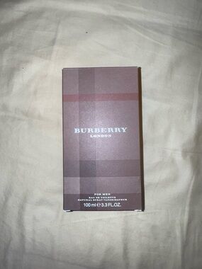 Burberry Men's Eau de Toilette in Deep Brown Box